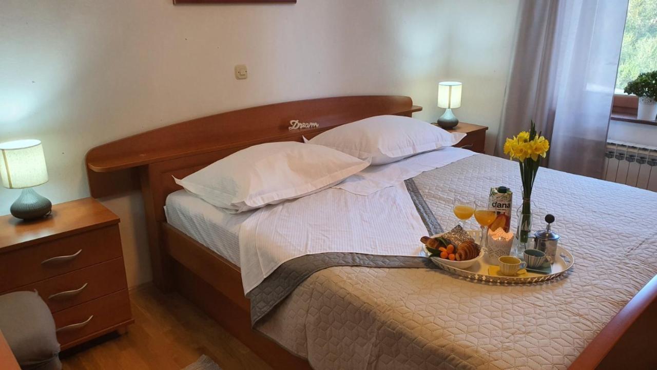 Goga Villa Zdrelac Bagian luar foto