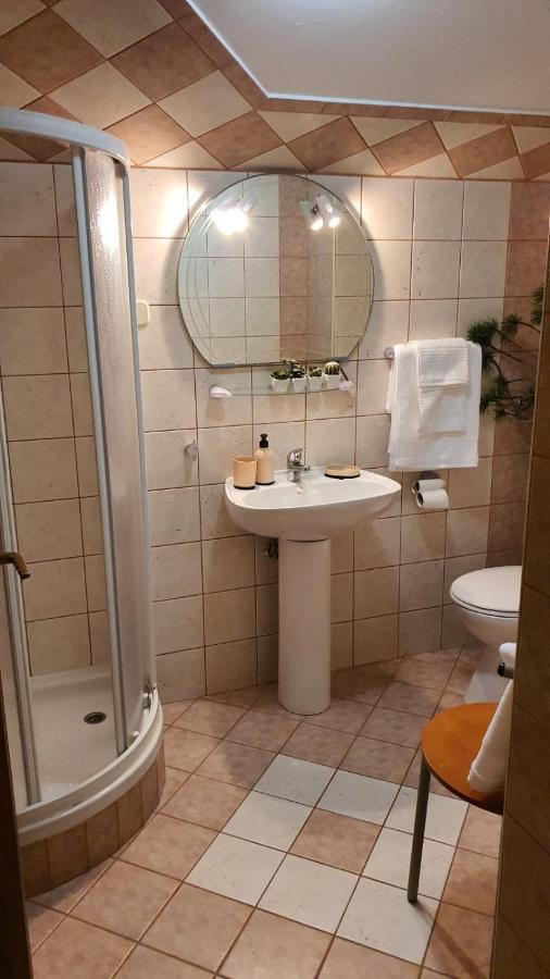 Goga Villa Zdrelac Bagian luar foto
