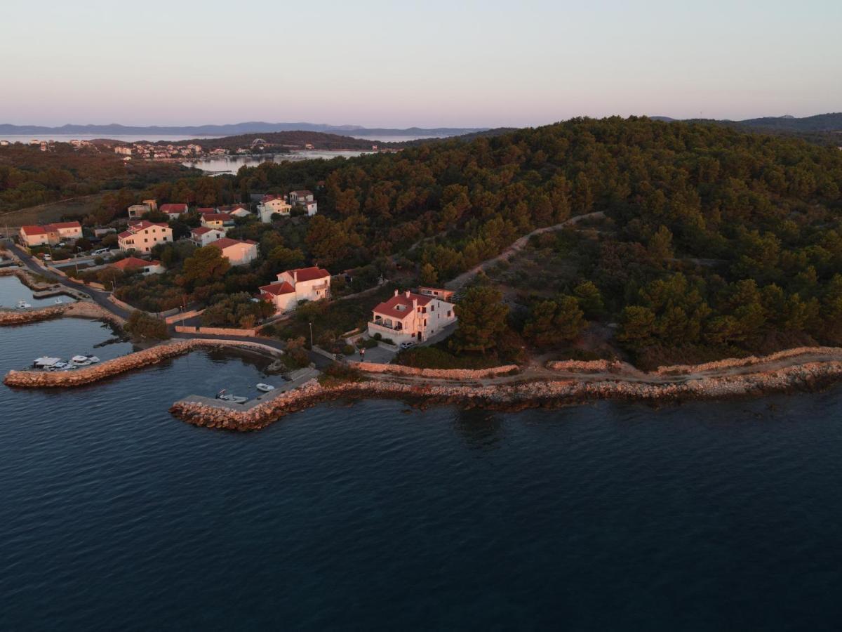 Goga Villa Zdrelac Bagian luar foto