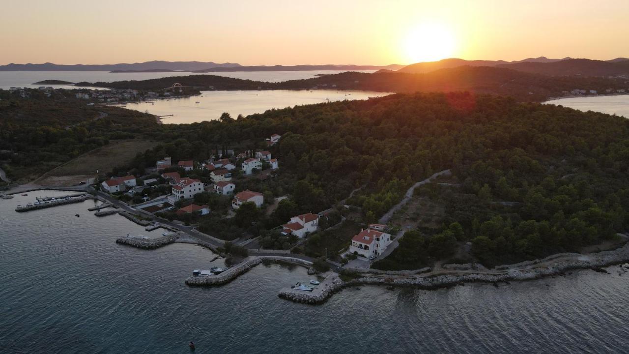 Goga Villa Zdrelac Bagian luar foto